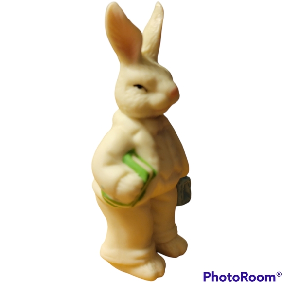Set of 4 3" tall porcelain Easter bunnies - Picture 9 of 16